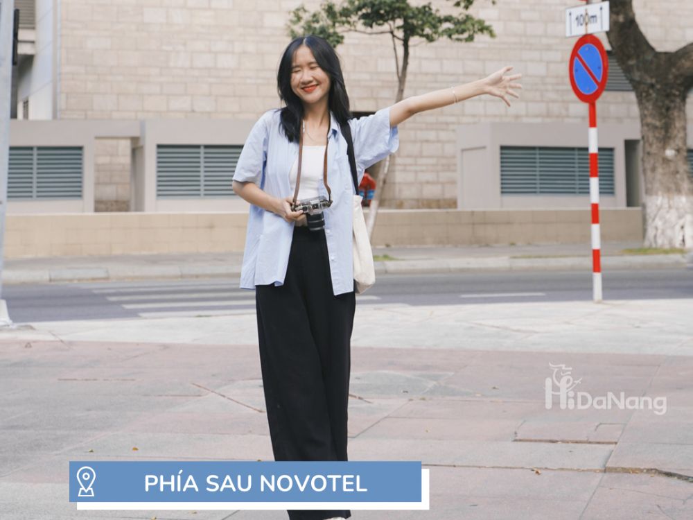 Phía sau toà nhà Novotel Đà Nẵng