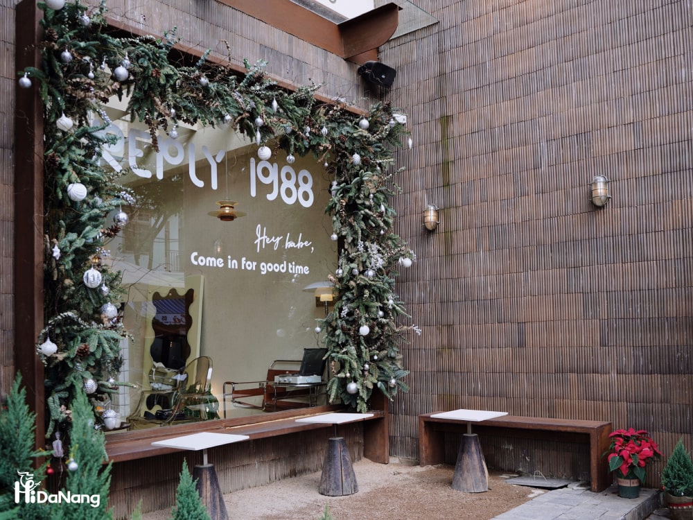 reply-1988-cafe-da-nang